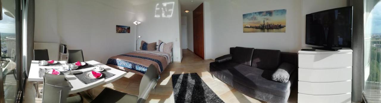 Hotelturm Apartment Аугсбург Экстерьер фото